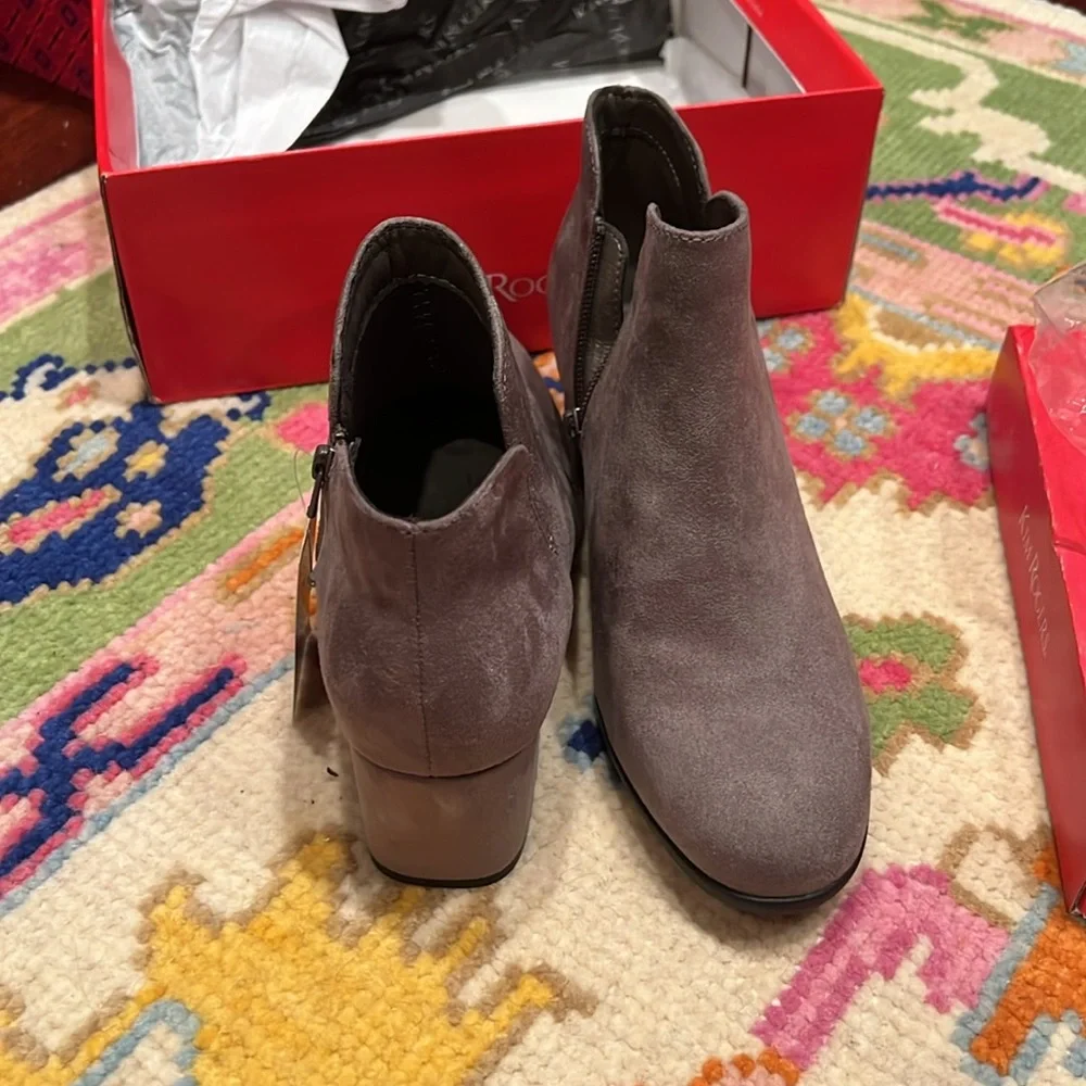 NWT Kim Rogers Gray Boots size 7